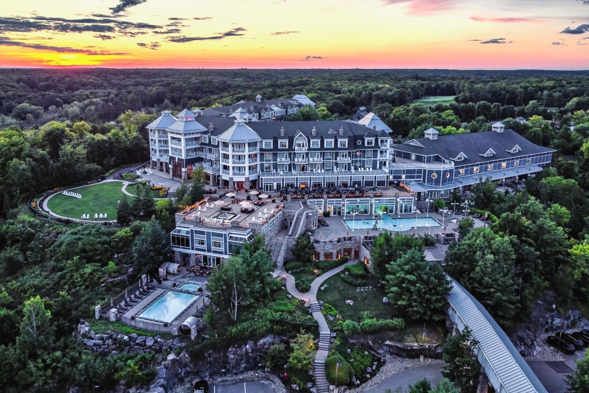 Jw Marriott The Rosseau Muskoka & Minett